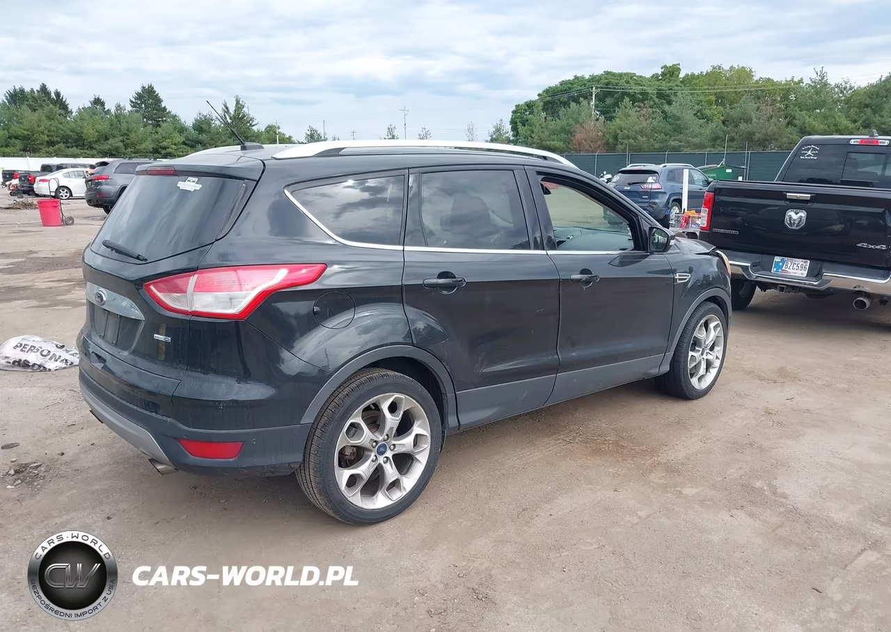 2015 Ford Escape Titanium VIN:1FMCU0J96FUA28610 - 4