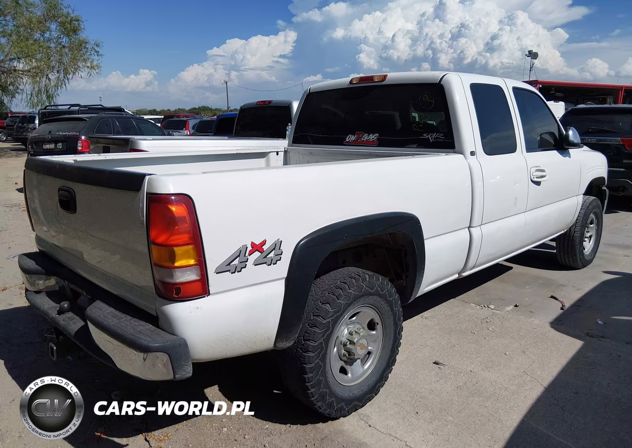 1999 Chevrolet Silverado 2500 Ls VIN:1GCGK29U7XE231629 - 4