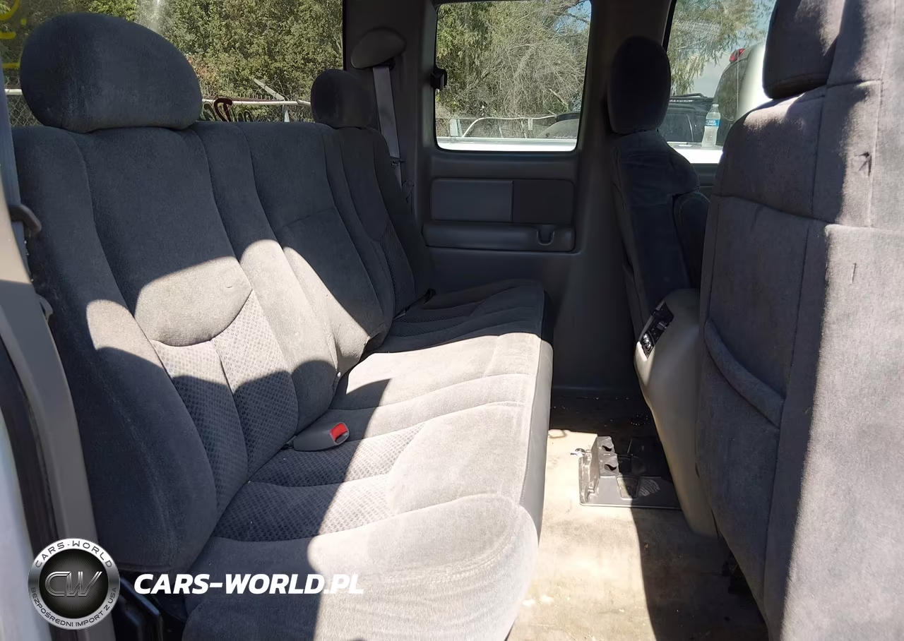 1999 Chevrolet Silverado 2500 Ls VIN:1GCGK29U7XE231629 - 8