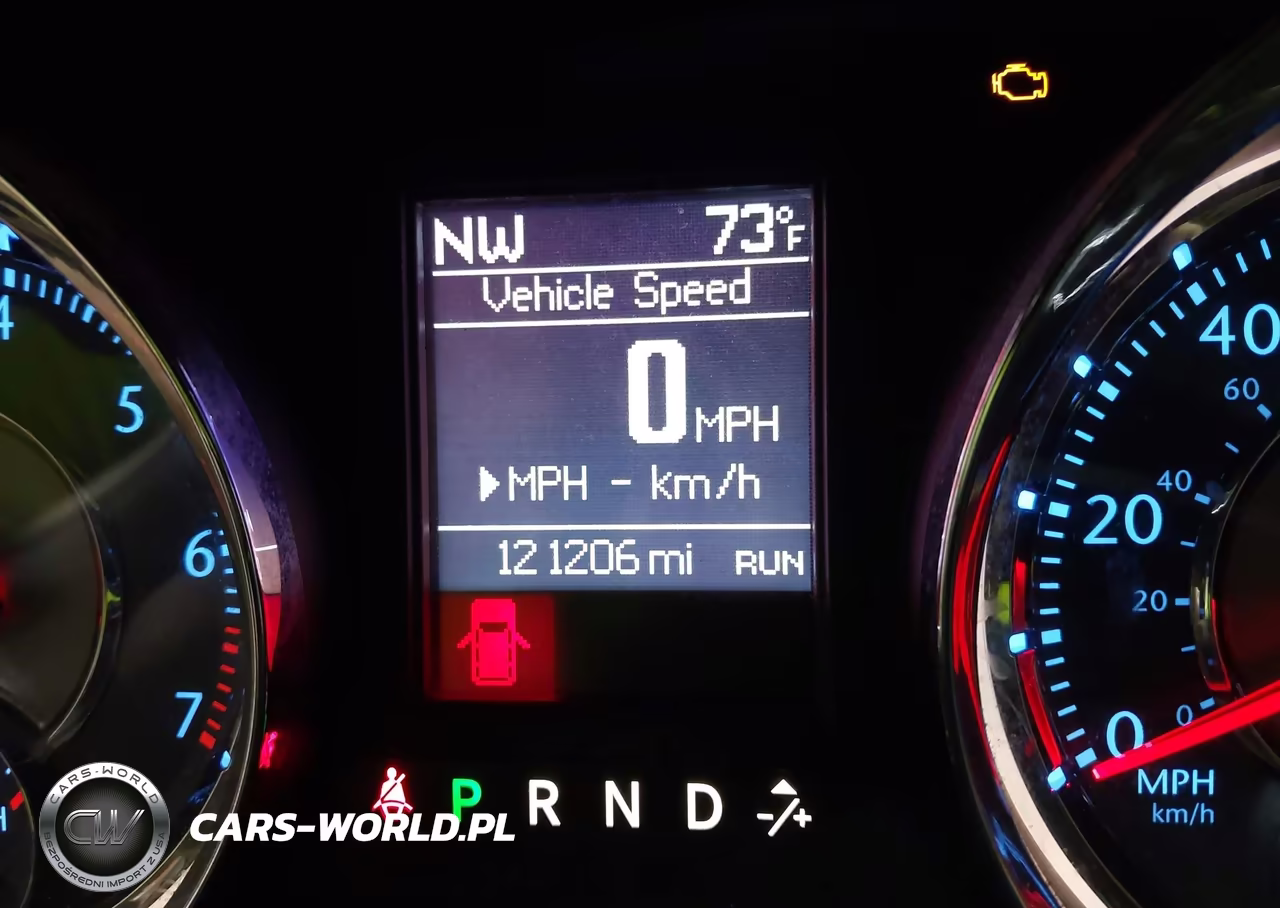 2015 Chrysler Town & Country Touring-L VIN:2C4RC1CG8FR506817 - 15