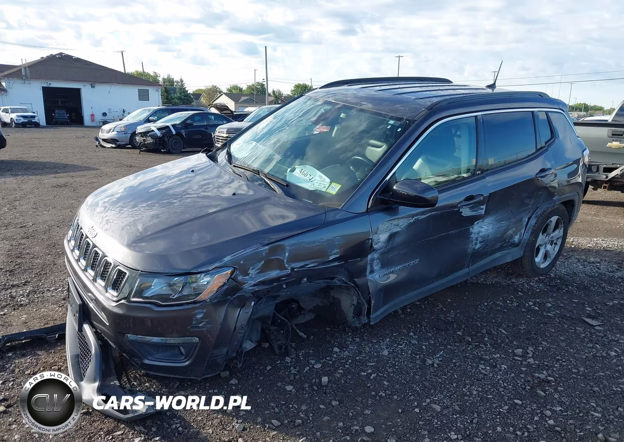 2019 Jeep Compass Latitude 4X4 VIN:3C4NJDBB8KT594013 - 2