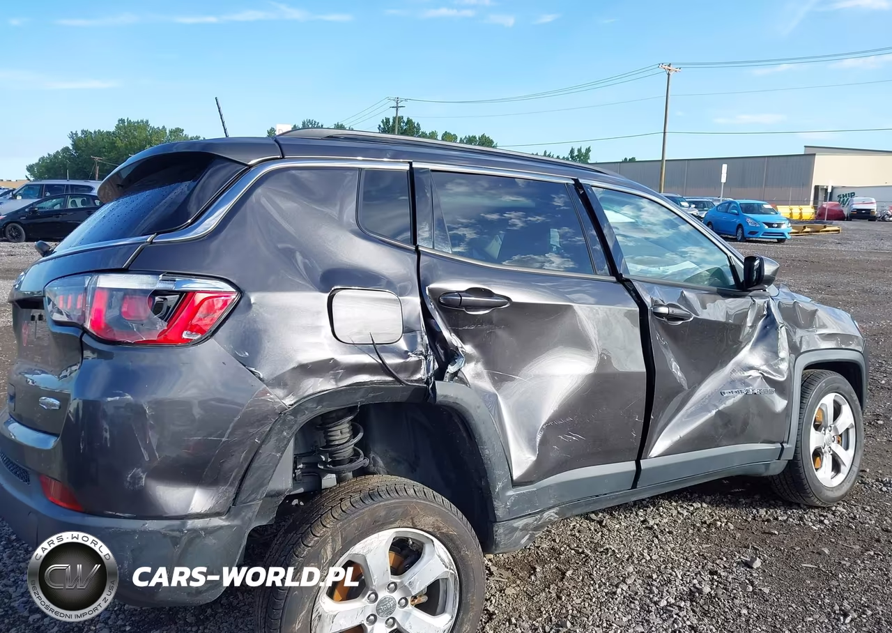 2019 Jeep Compass Latitude 4X4 VIN:3C4NJDBB8KT594013 - 20