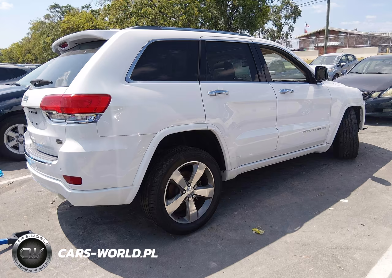 2015 Jeep Grand Cherokee Overland VIN:1C4RJECGXFC952358 - 4