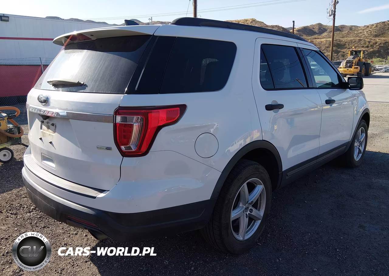2018 Ford Explorer VIN:1FM5K8BH5JGC45219 - 4
