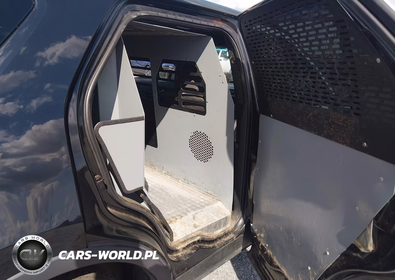 2016 Ford Utility Police Interceptor VIN:1FM5K8AR0GGB45080 - 8