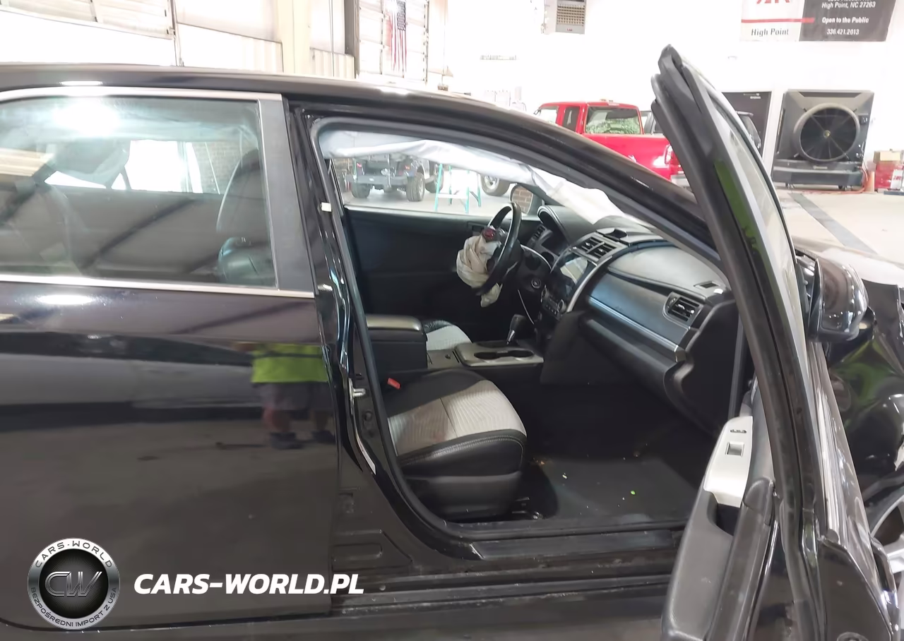 2014 Toyota Camry Se VIN:4T1BF1FK2EU353969 - 5