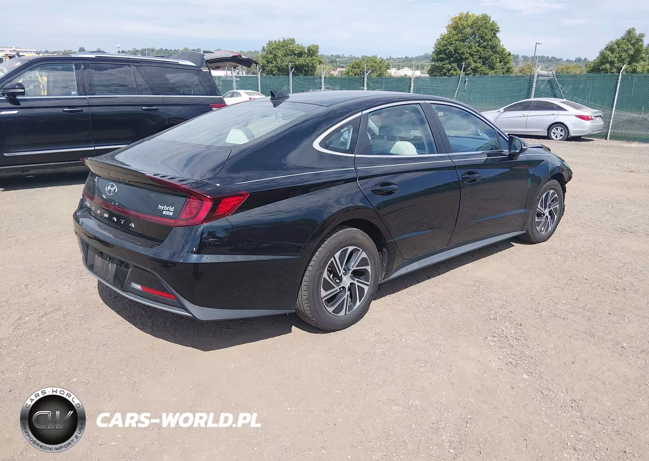 2021 Hyundai Sonata Blue VIN:KMHL24JJXMA035498 - 4