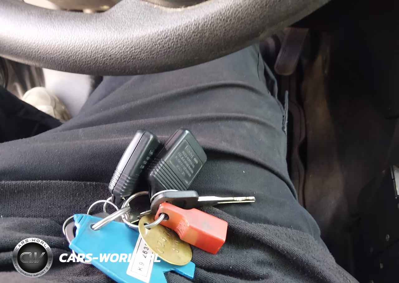 2016 Ford Utility Police Interceptor VIN:1FM5K8AR4GGB45082 - 11