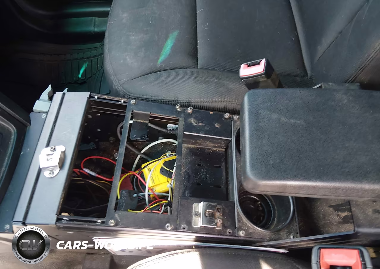 2016 Ford Utility Police Interceptor VIN:1FM5K8AR4GGB45082 - 16