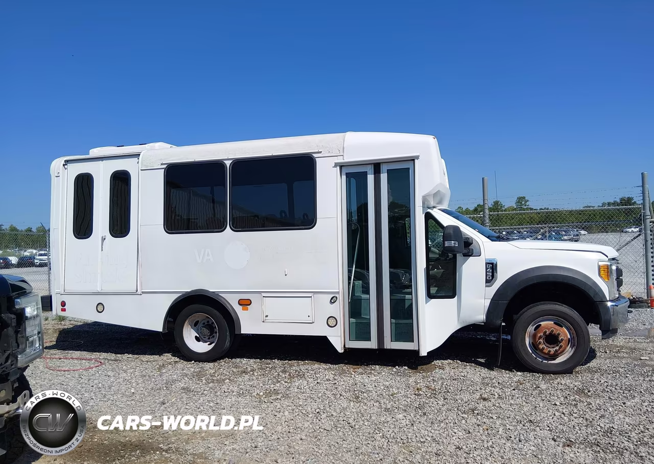 2017 Ford F-450 Chassis Xl VIN:1FDAF4GT6HDA07819 - 13