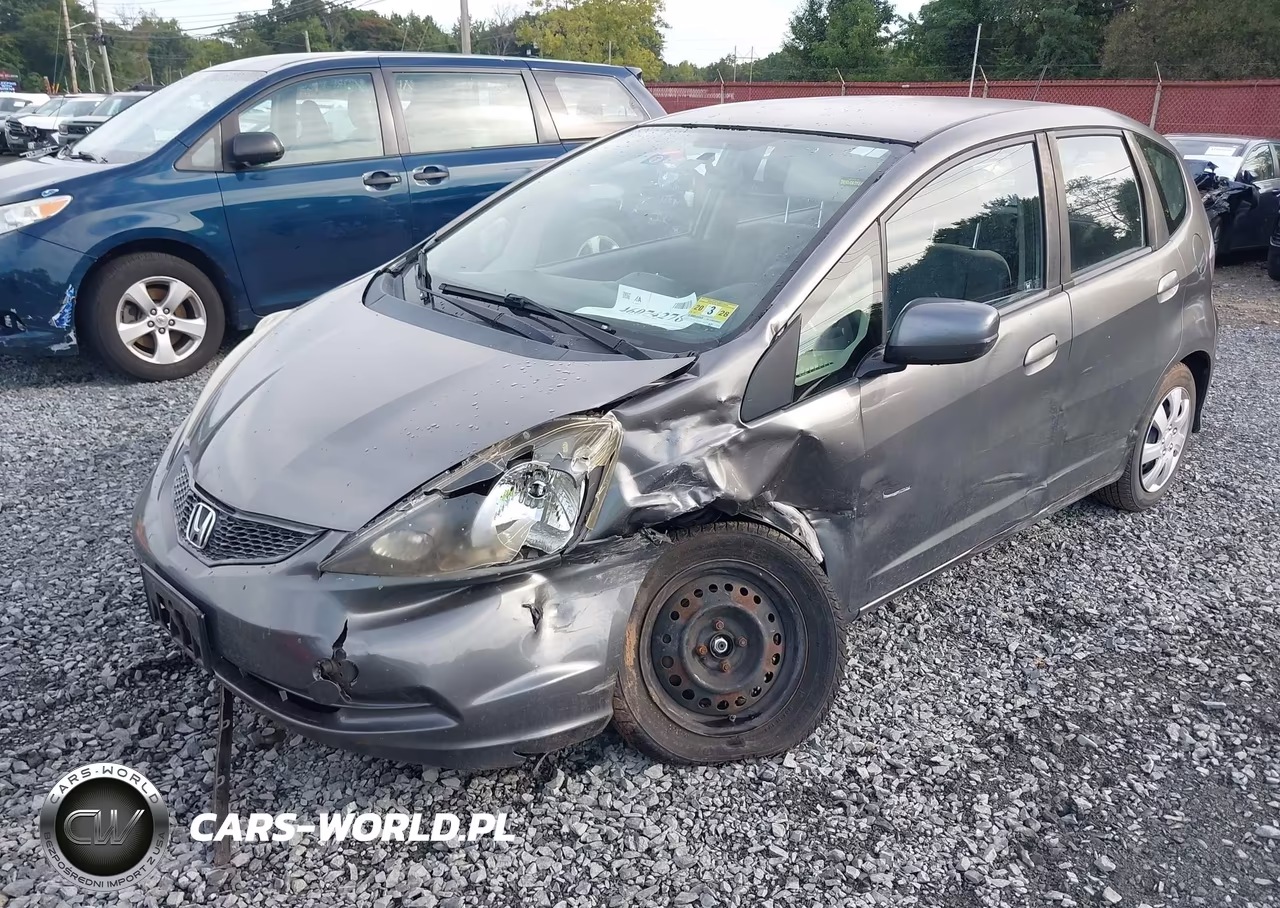 2013 Honda Fit VIN:JHMGE8H35DC074398 - 2