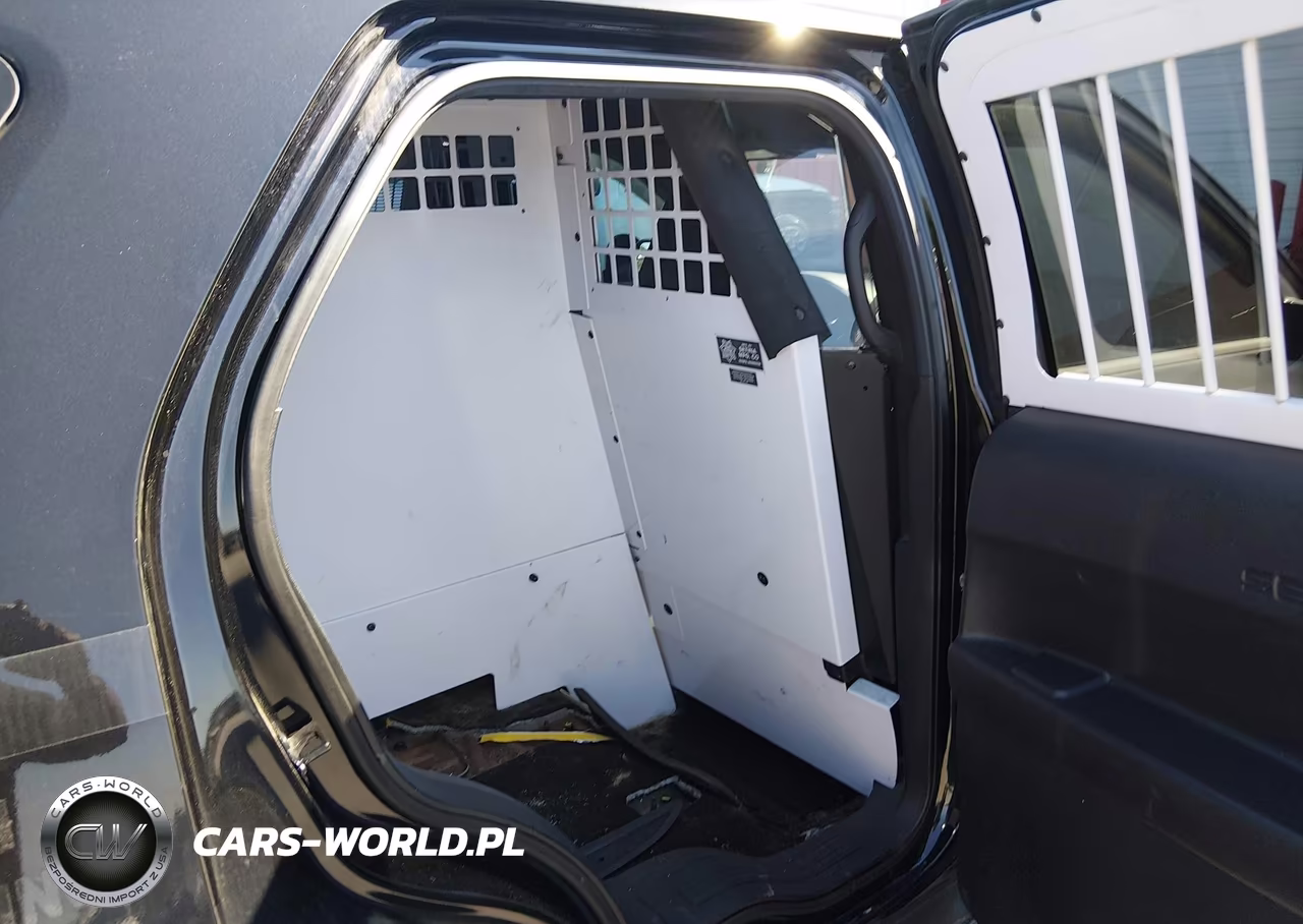 2018 Ford Police Interceptor Utility VIN:1FM5K8AR9JGA59693 - 8