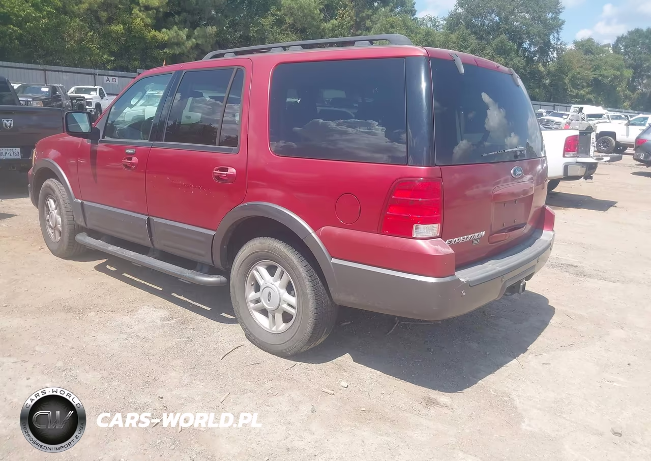 2005 Ford Expedition Xlt VIN:1FMFU15585LA46802 - 3