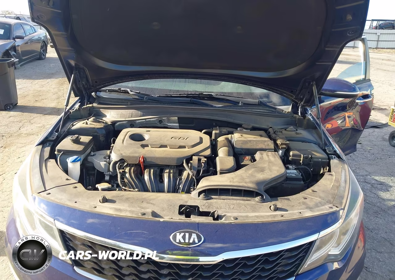 2019 Kia Optima S VIN:5XXGT4L36KG317172 - 10