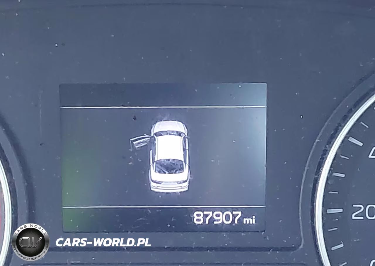 2019 Kia Optima S VIN:5XXGT4L36KG317172 - 15