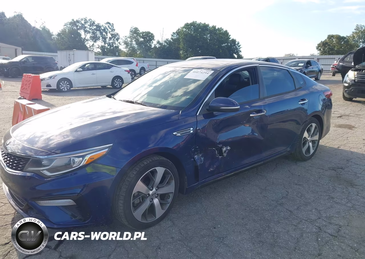 2019 Kia Optima S VIN:5XXGT4L36KG317172 - 2