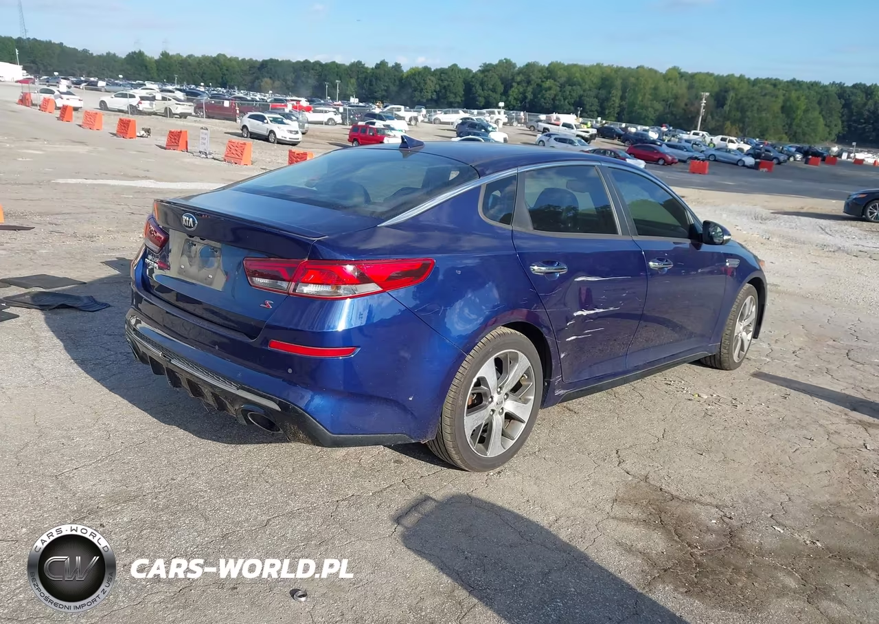 2019 Kia Optima S VIN:5XXGT4L36KG317172 - 4