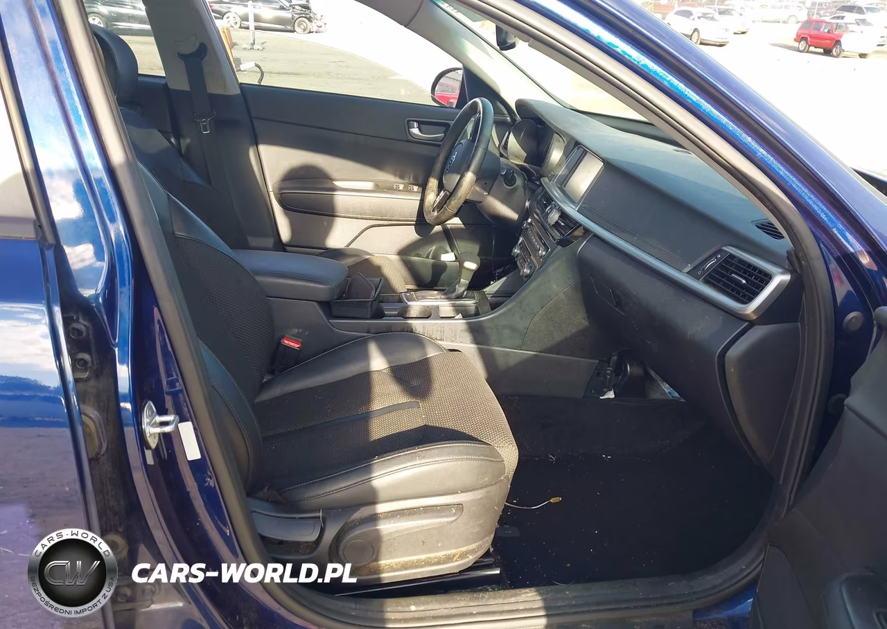 2019 Kia Optima S VIN:5XXGT4L36KG317172 - 5