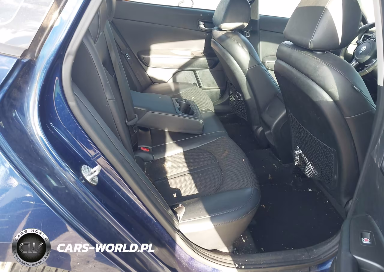 2019 Kia Optima S VIN:5XXGT4L36KG317172 - 8