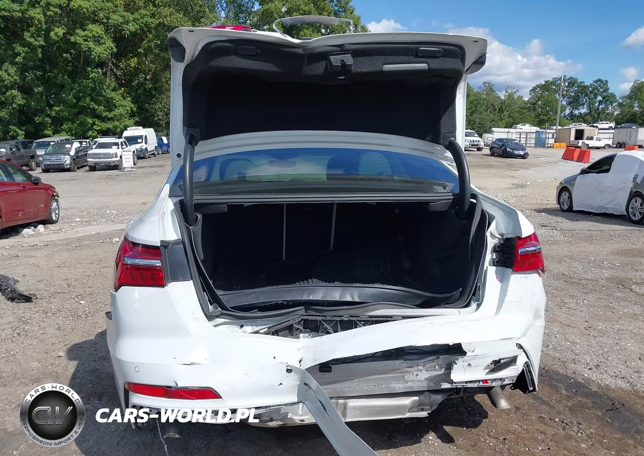 2019 Audi A6 55 Premium VIN:WAUL2AF2XKN025982 - 16