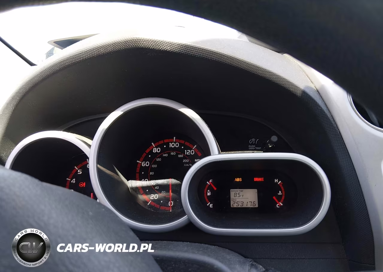 2009 Pontiac Vibe VIN:5Y2SP67839Z448762 - 7