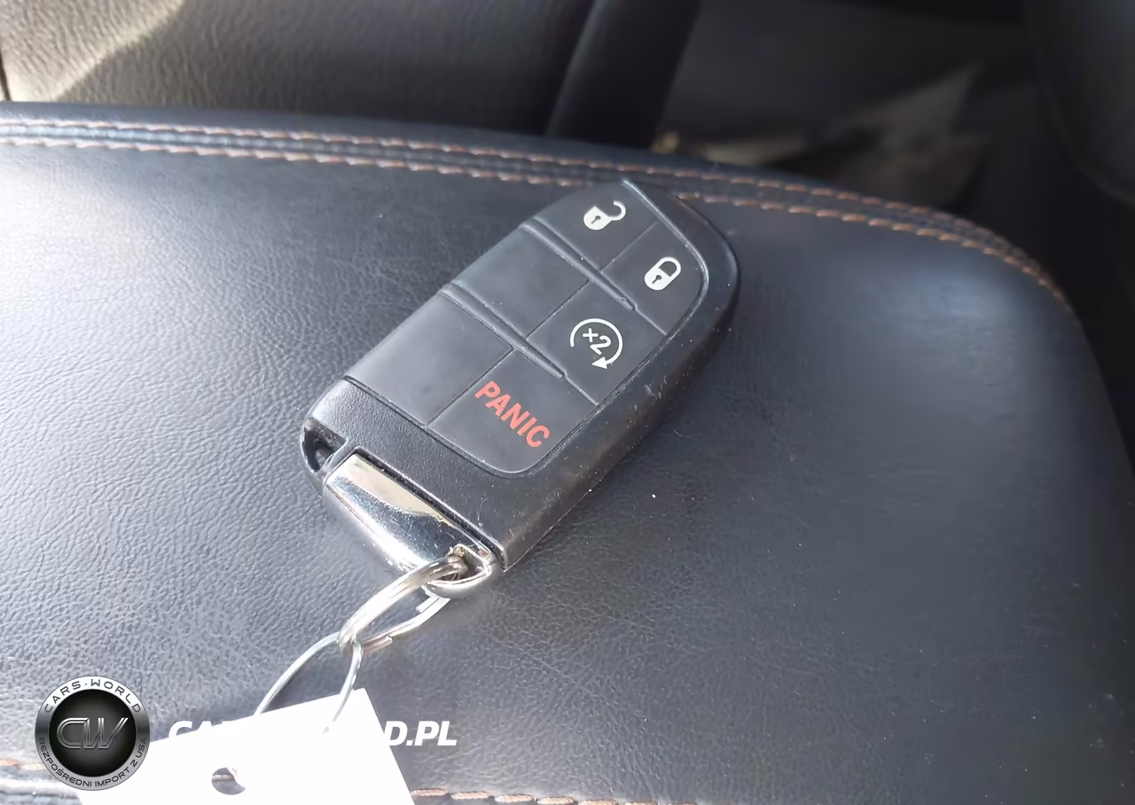 2022 Jeep Compass Limited 4X4 VIN:3C4NJDCB2NT236568 - 11