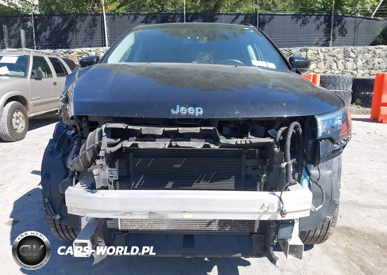 2022 Jeep Compass Limited 4X4 VIN:3C4NJDCB2NT236568 - 17