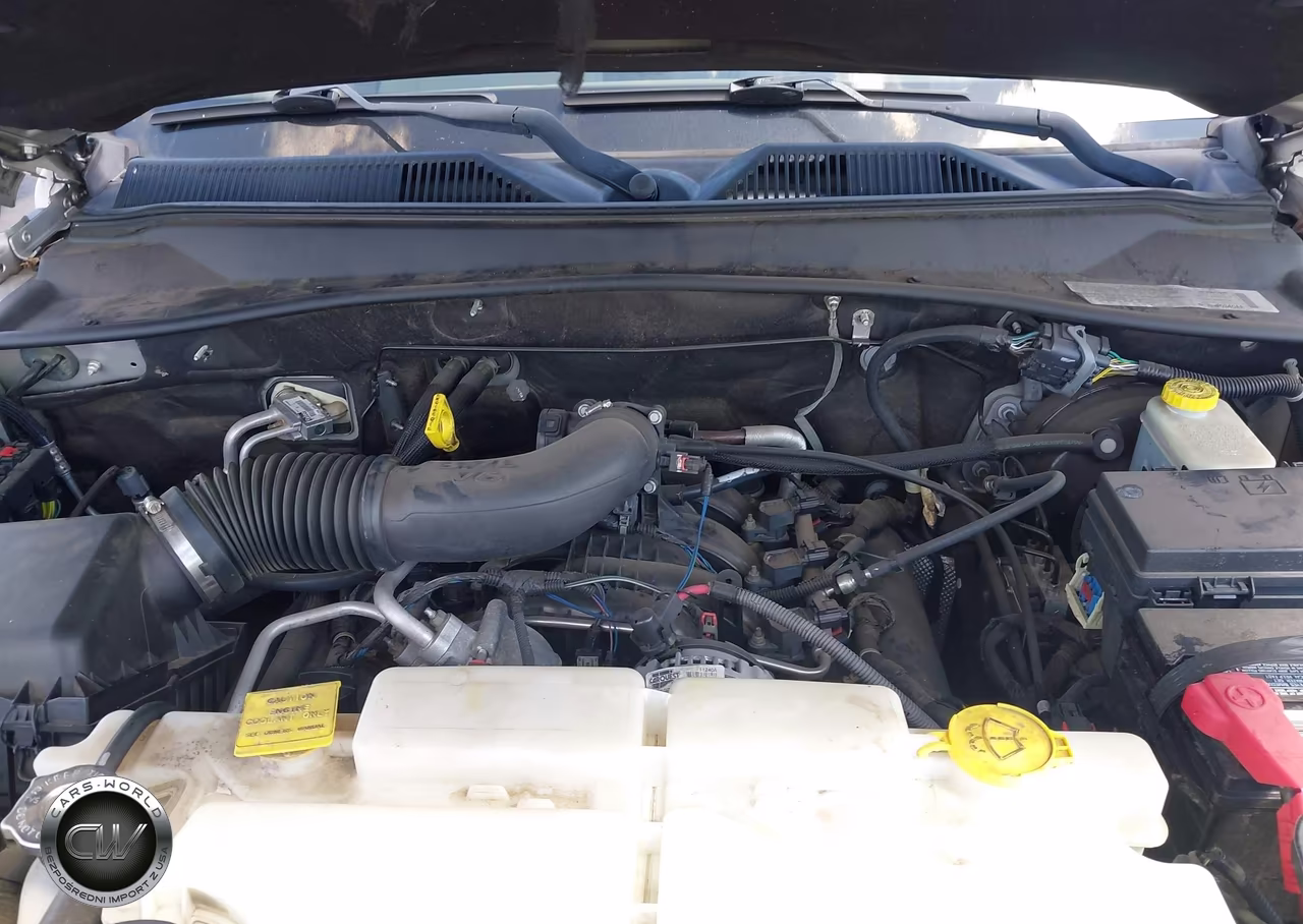 2008 Jeep Liberty Sport VIN:1J8GP28K68W221812 - 10