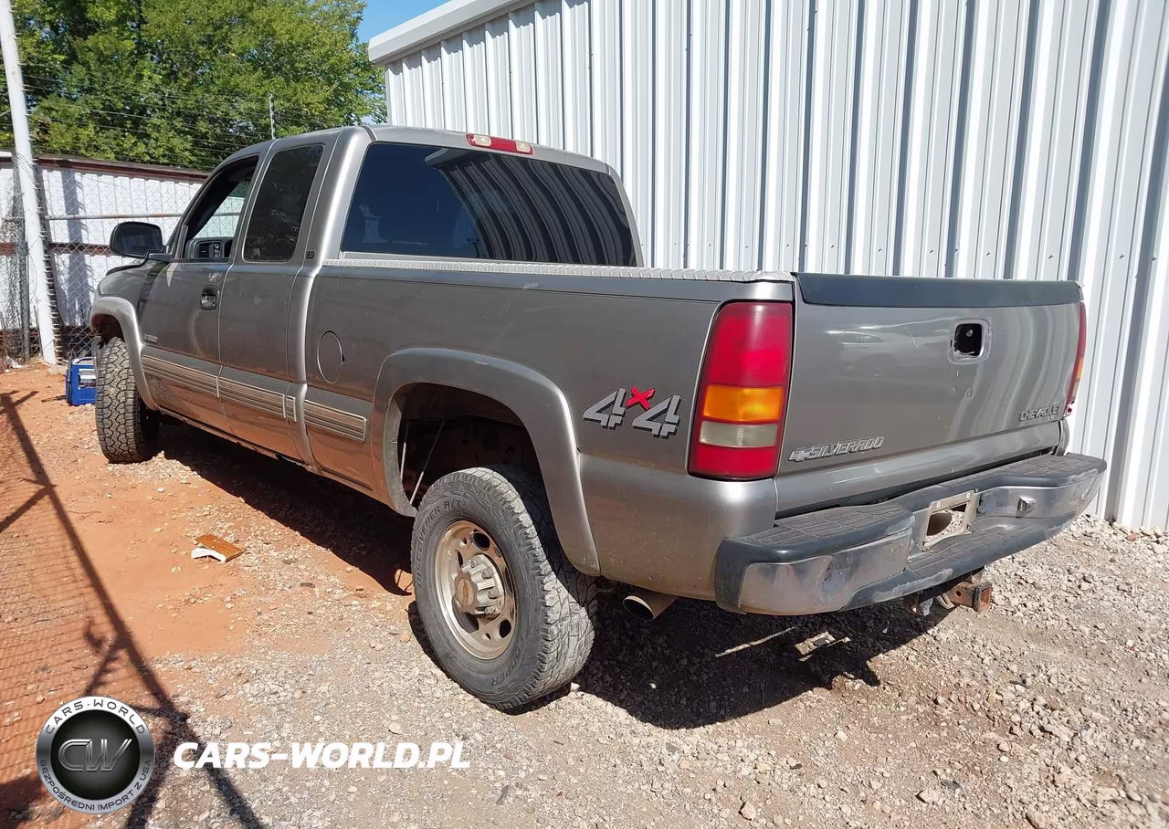 2000 Chevrolet Silverado 2500 Ls VIN:1GCGK29U9YE394378 - 3