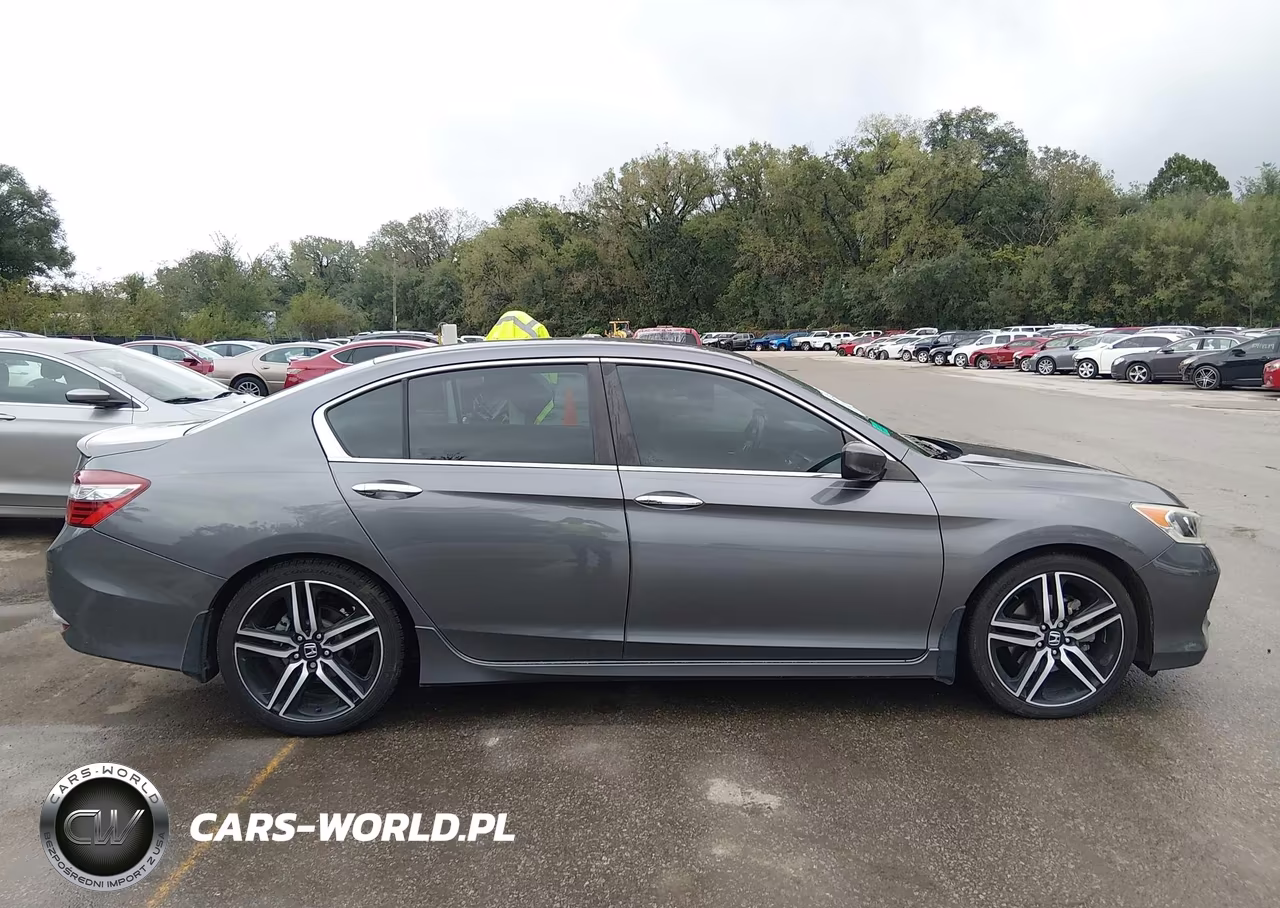 2016 Honda Accord Sport VIN:1HGCR2F67GA221272 - 13