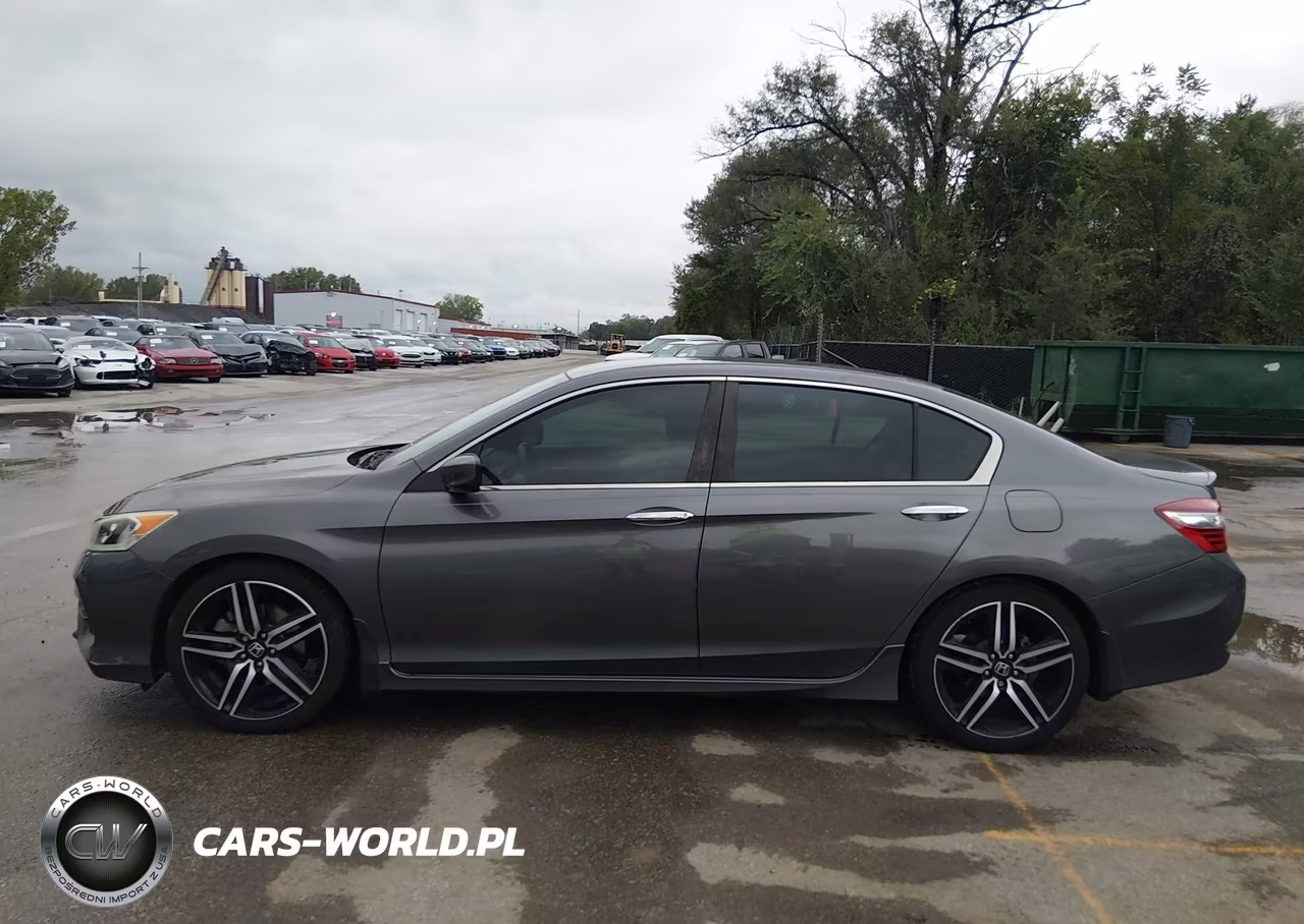 2016 Honda Accord Sport VIN:1HGCR2F67GA221272 - 14