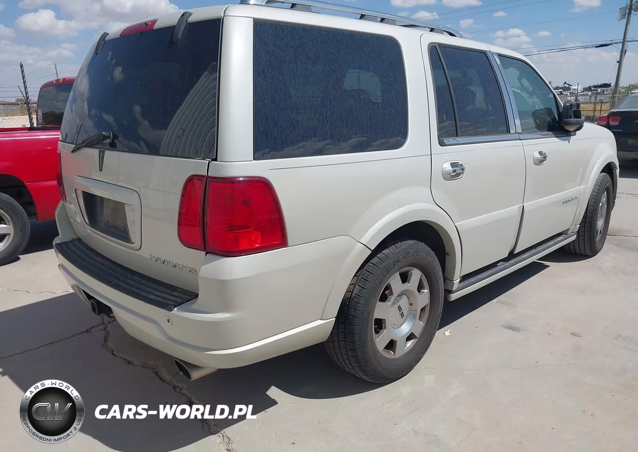 2005 Lincoln Navigator VIN:5LMFU27545LJ22869 - 4