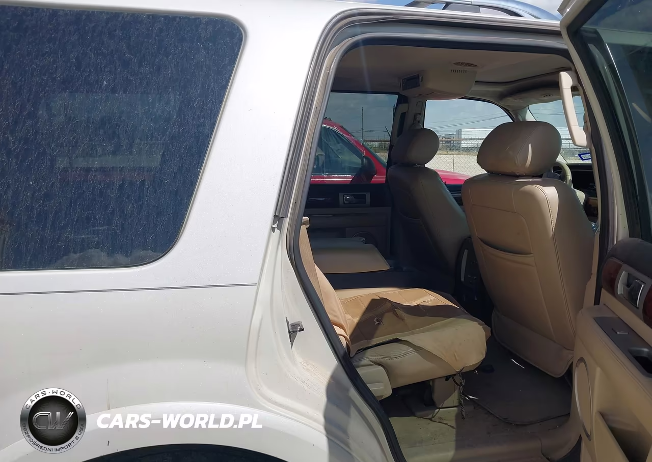 2005 Lincoln Navigator VIN:5LMFU27545LJ22869 - 8