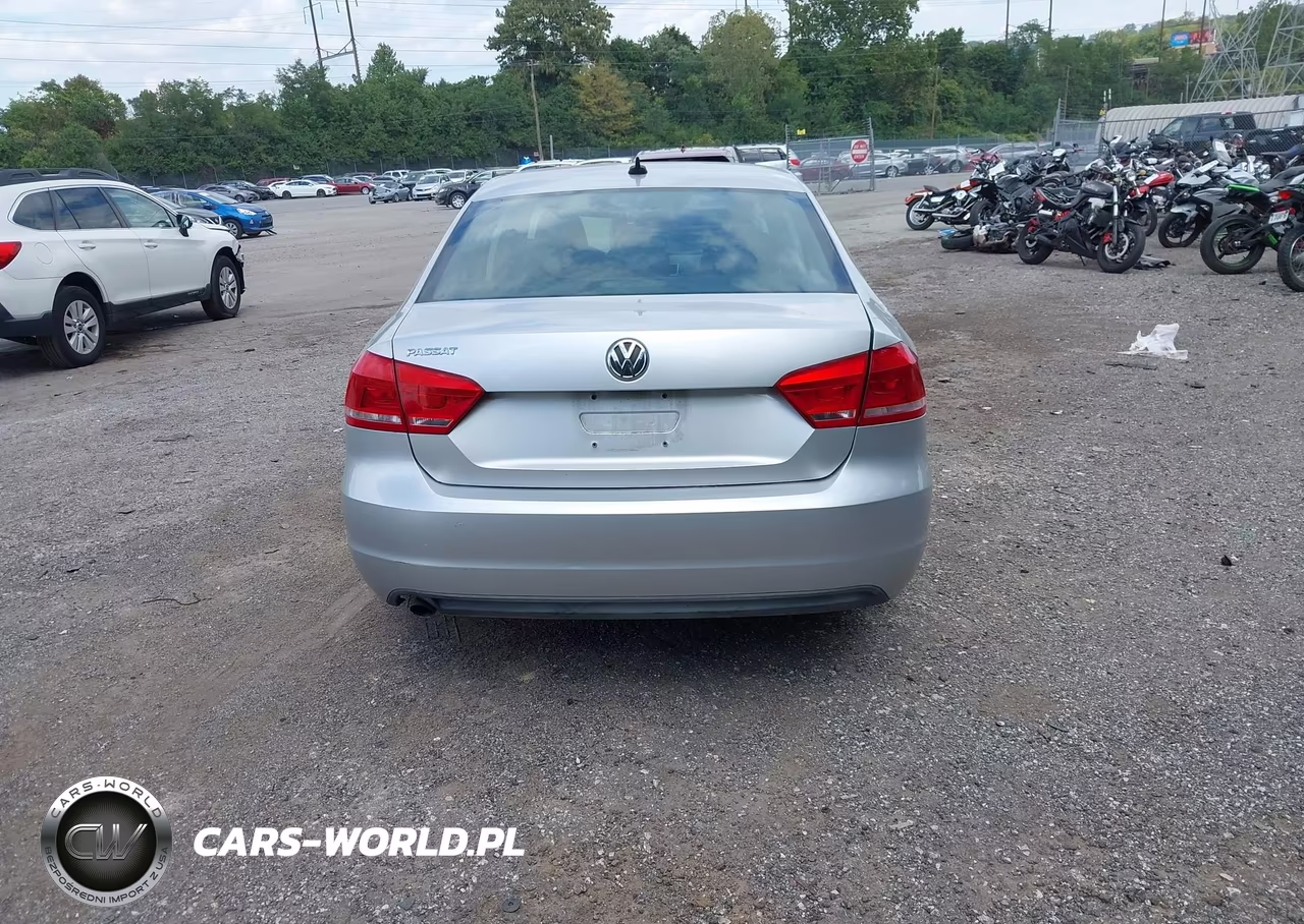 2014 Volkswagen Passat 2.5L S VIN:1VWAP7A32EC026538 - 17