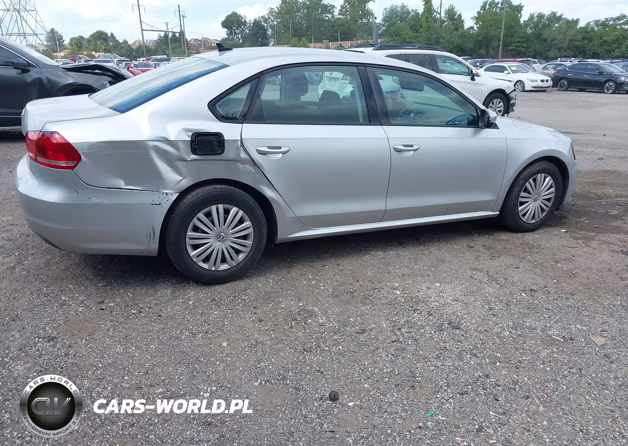 2014 Volkswagen Passat 2.5L S VIN:1VWAP7A32EC026538 - 4