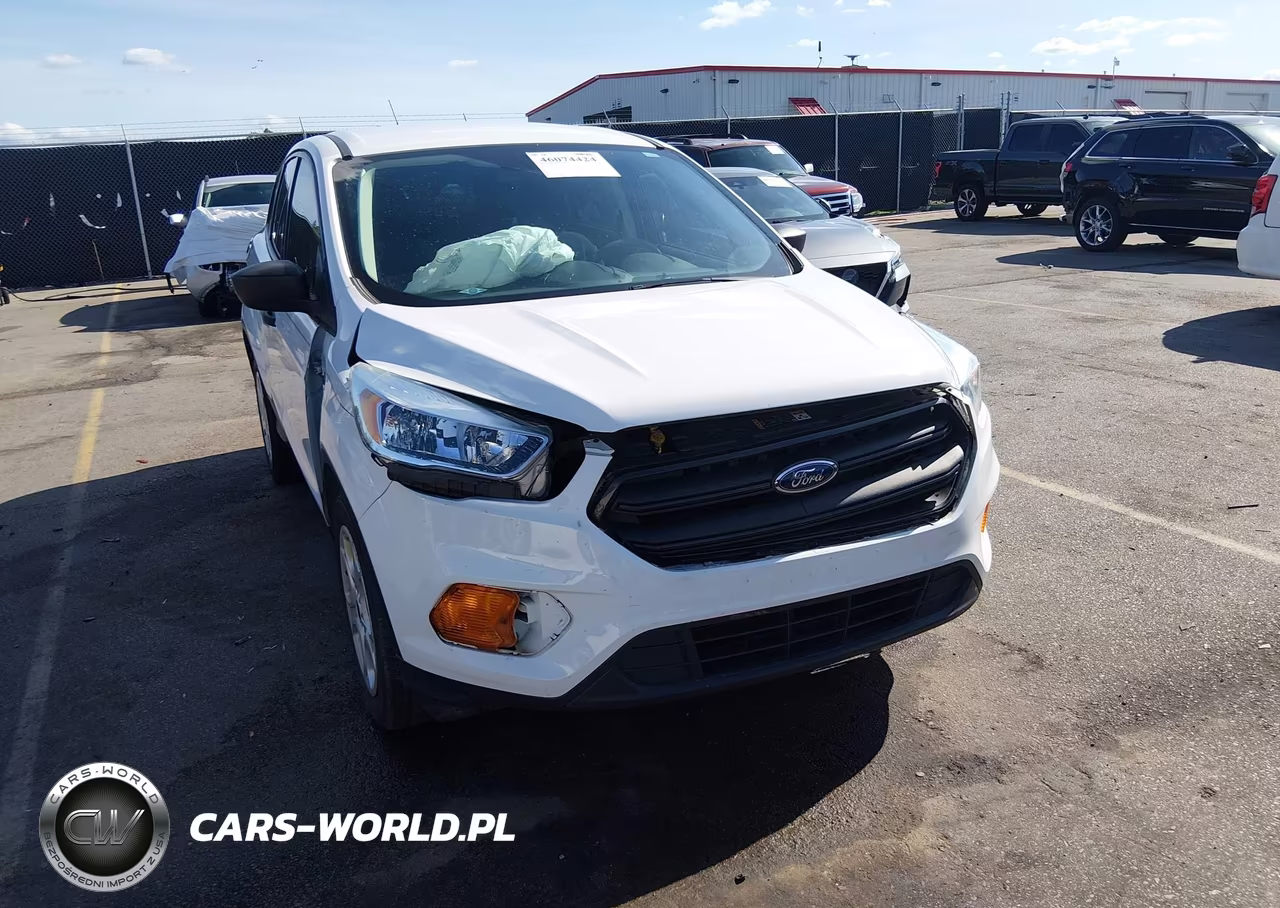 2017 Ford Escape S VIN:1FMCU0F79HUB26086 - 6