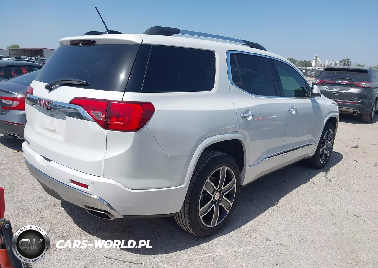 2018 GMC Acadia Denali VIN:1GKKNPLS6JZ144962 - 4