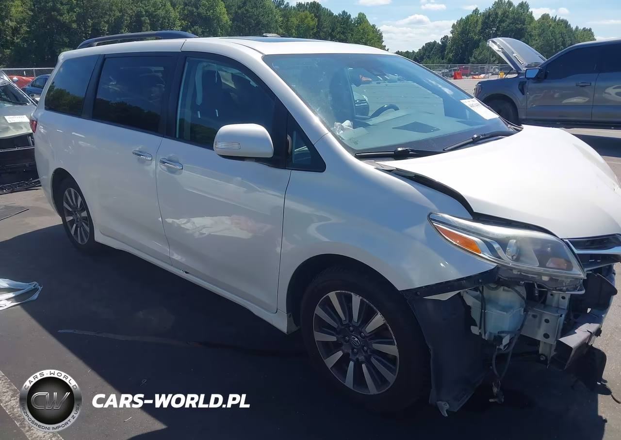 2019 Toyota Sienna Limited 7 Passenger