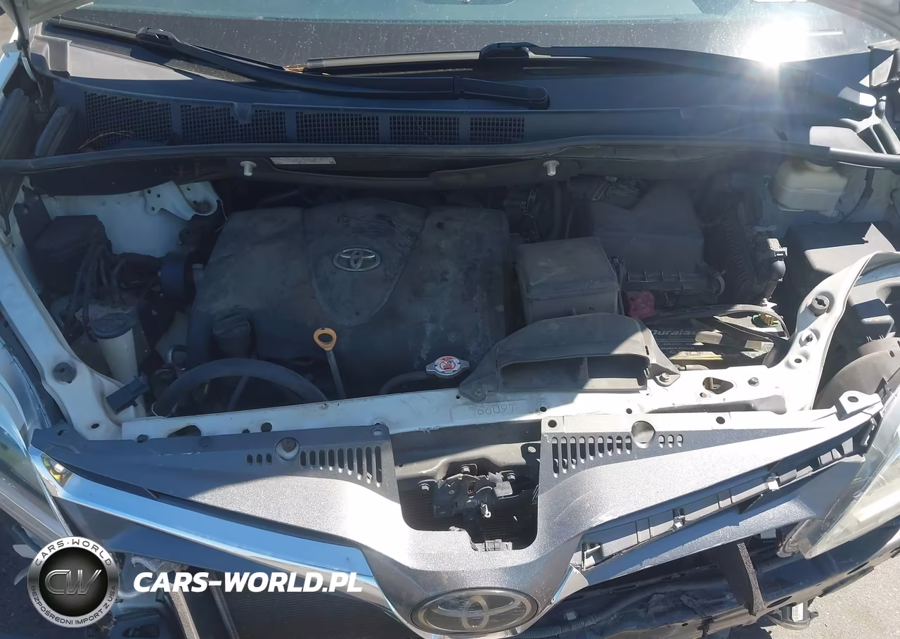2019 Toyota Sienna Limited 7 Passenger VIN:5TDYZ3DC3KS966020 - 10