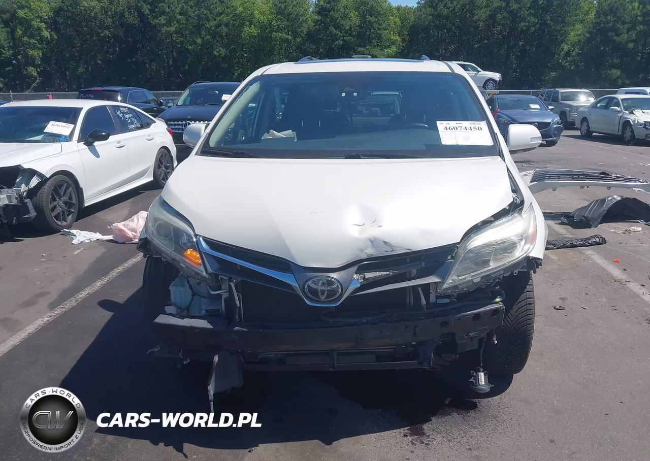 2019 Toyota Sienna Limited 7 Passenger VIN:5TDYZ3DC3KS966020 - 6