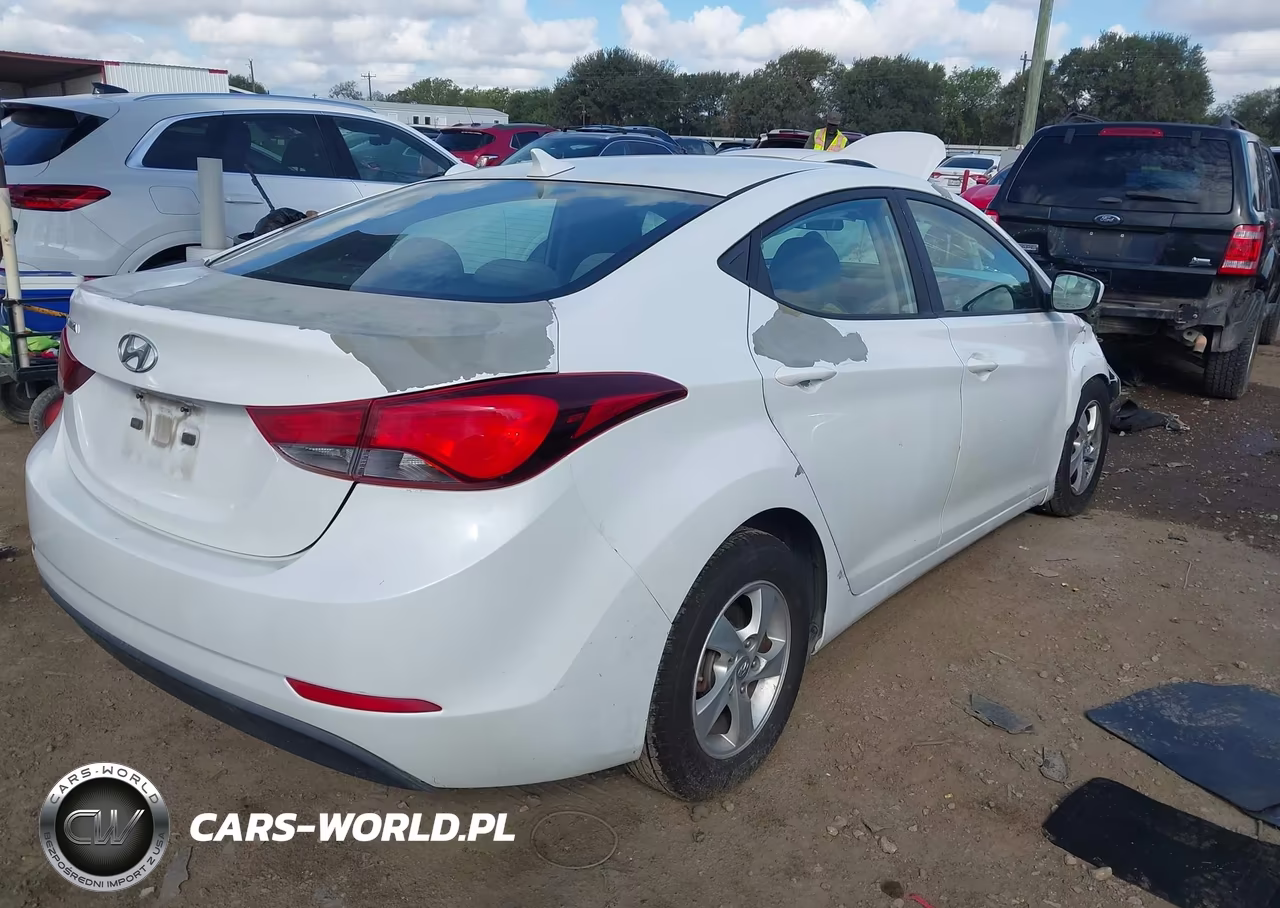 2015 Hyundai Elantra Se VIN:5NPDH4AE3FH615374 - 4