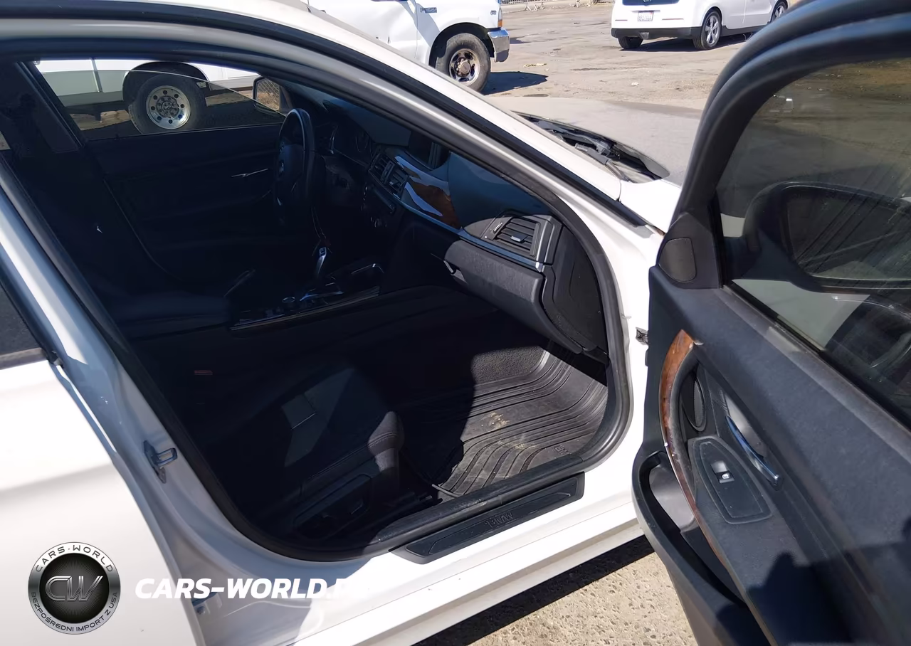 2015 BMW 328I xDrive VIN:WBA3B3C52FF546558 - 5
