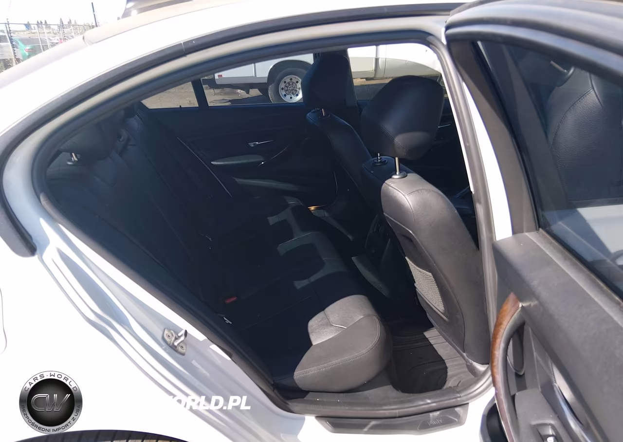 2015 BMW 328I xDrive VIN:WBA3B3C52FF546558 - 8