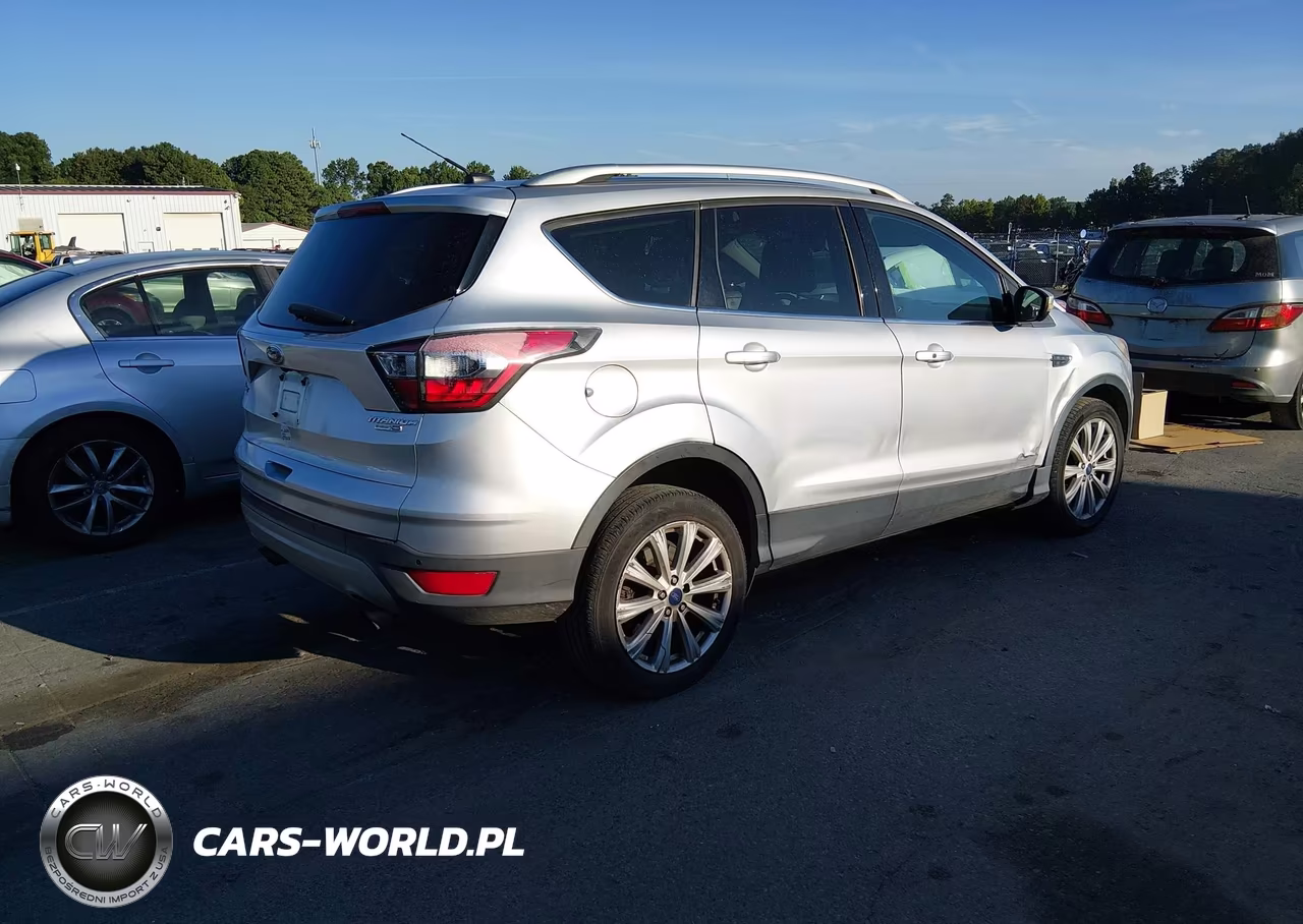 2017 Ford Escape Titanium VIN:1FMCU9JDXHUA02880 - 4