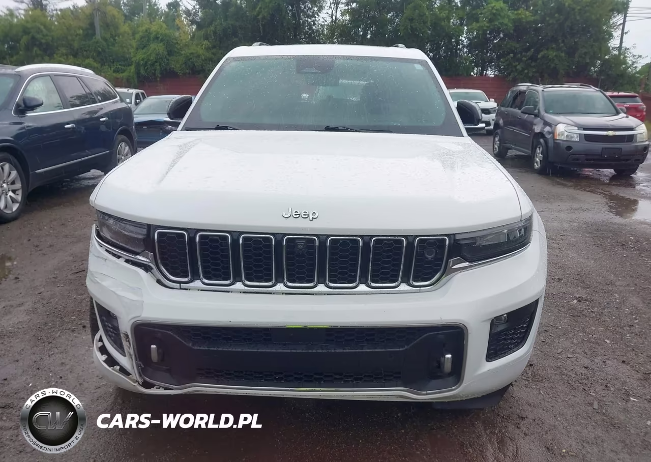 2023 Jeep Grand Cherokee Overland 4X4 VIN:1C4RJHDG0PC502171 - 11
