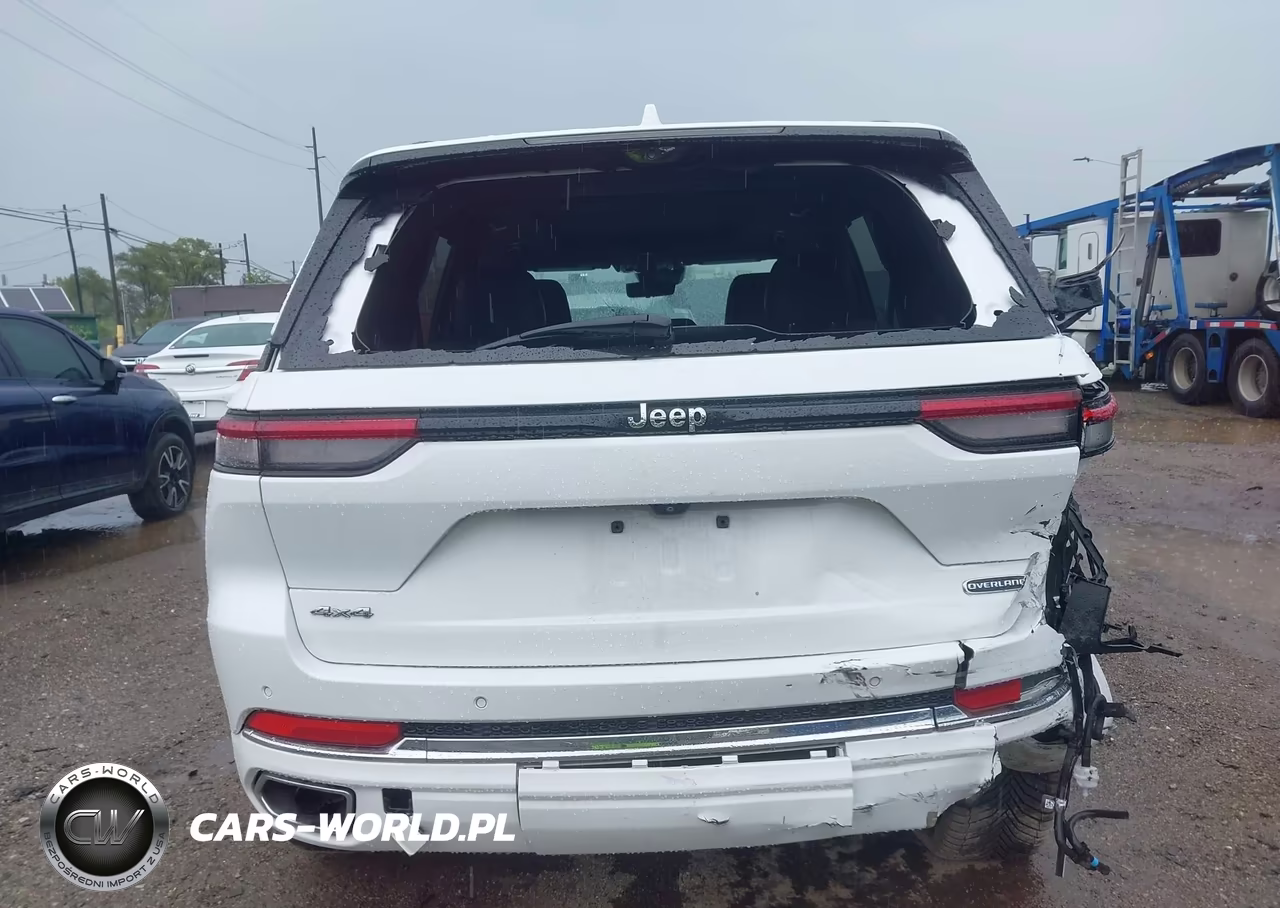 2023 Jeep Grand Cherokee Overland 4X4 VIN:1C4RJHDG0PC502171 - 15