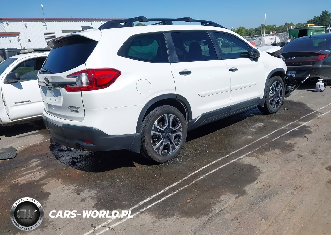2023 Subaru Ascent Touring 7-Passenger VIN:4S4WMAWD1P3446449 - 4