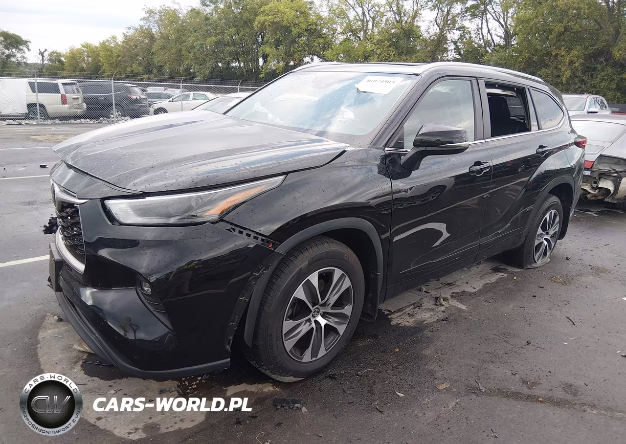 2023 Toyota Highlander Xle VIN:5TDKDRAH4PS007756 - 2
