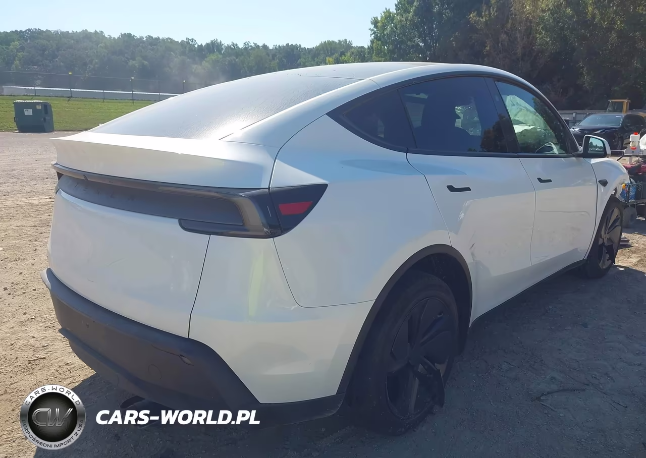 2026 Tesla Model Y Premium Rear-Wheel Drive-Rear-Wheel Drive VIN:7SAYGDEDXTA674597 - 4