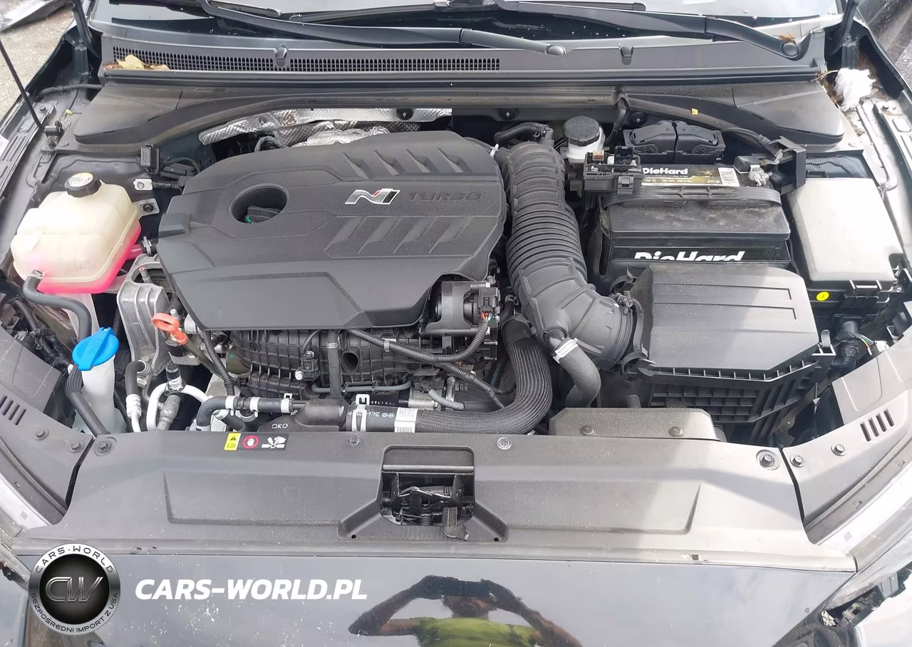 2022 Hyundai Veloster N VIN:KMHT36AH4NU013308 - 10